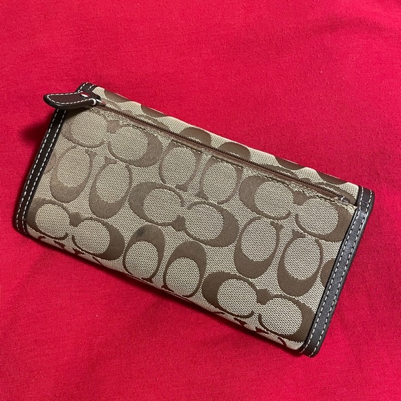 Coach pattern wallet - Picture 2 of 7